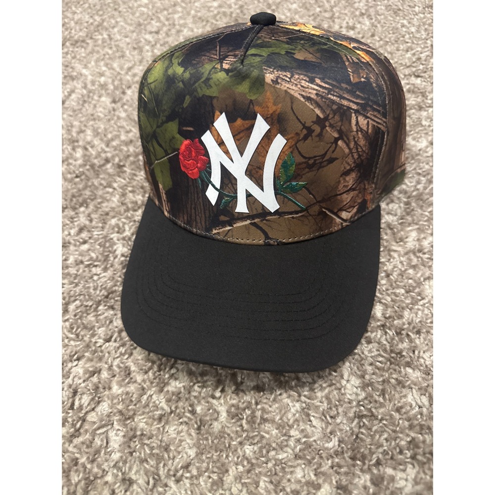 Benzine Los Angeles NY Rose Camo Snapback Hat Mens Black Camouflage Trucker Cap